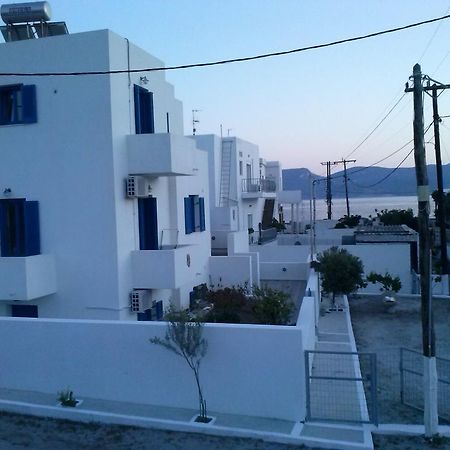 Eleni Apartments アダマス エクステリア 写真